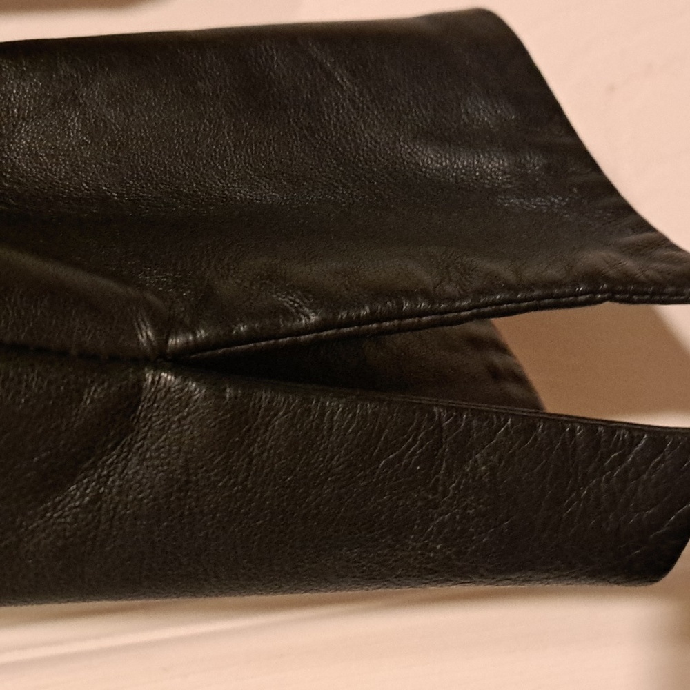 🇮🇹 Danier Italian leather Woman's tailored style black Pure leather. Size xs,s - Picture 7 of 9